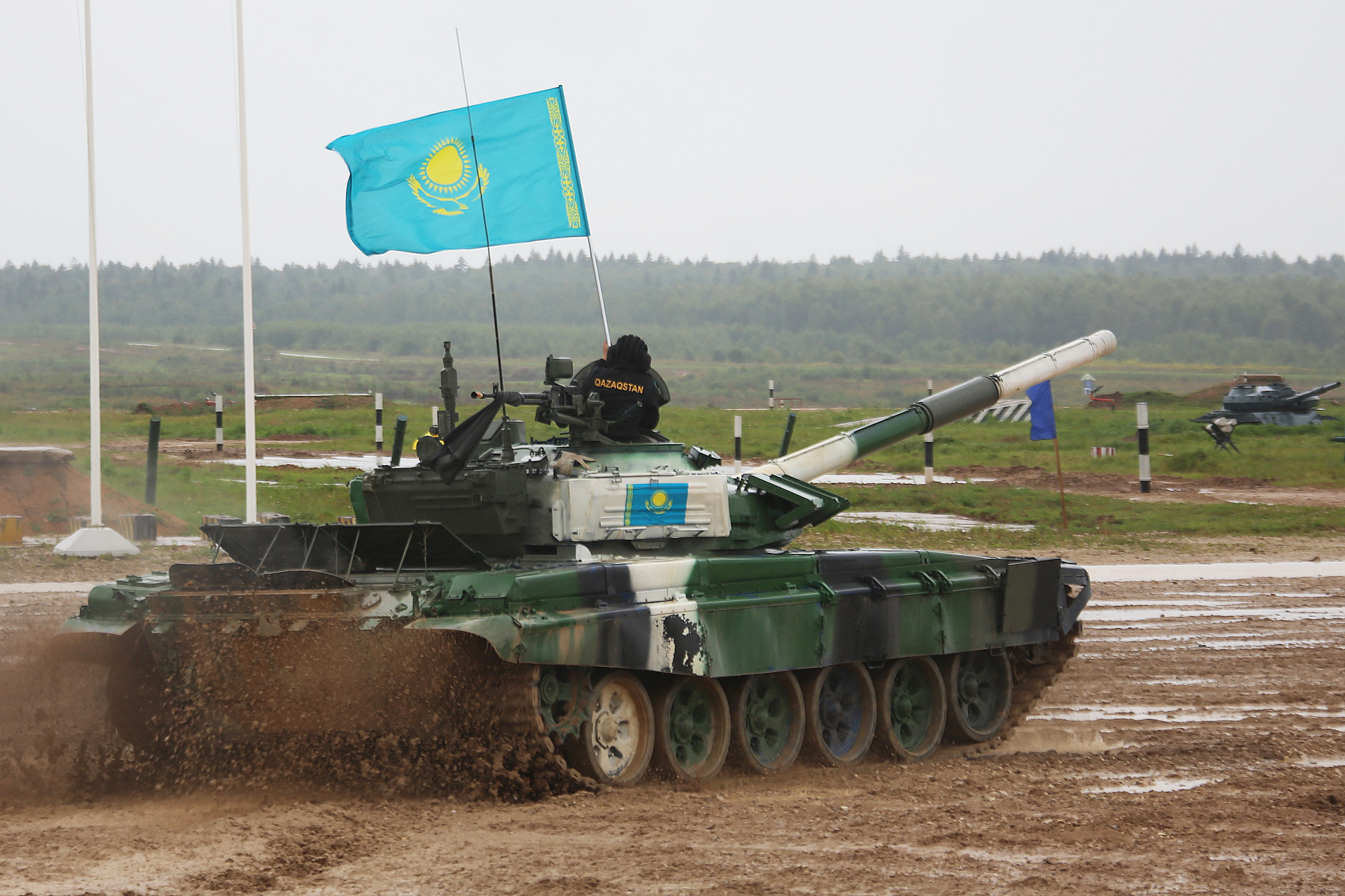 Какого цвета будут казахстанские танки на «Танковом биатлоне» АРМИ