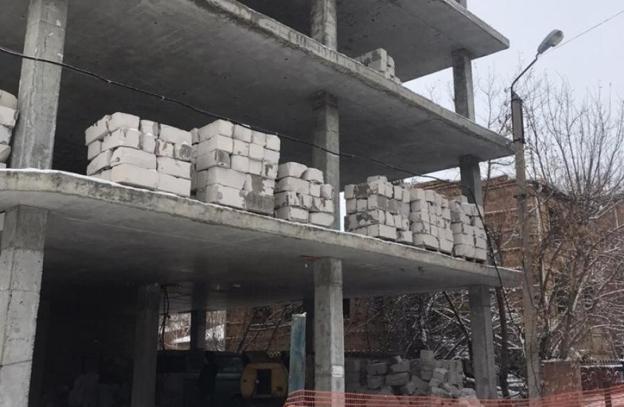 Более 28 незаконно построенных объектов снесут в Нур-Султане
