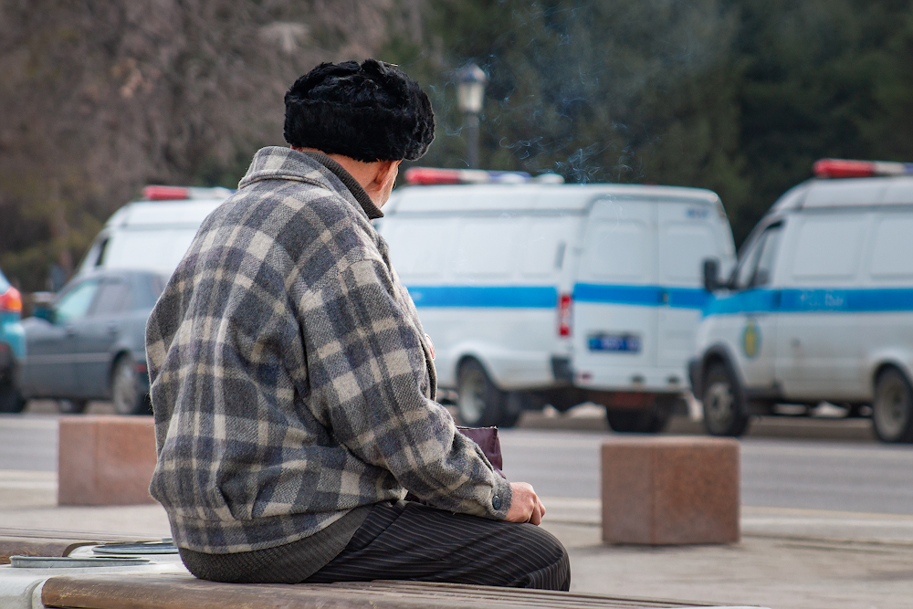 Сколько денег выплатили казахстанским пенсионерам   