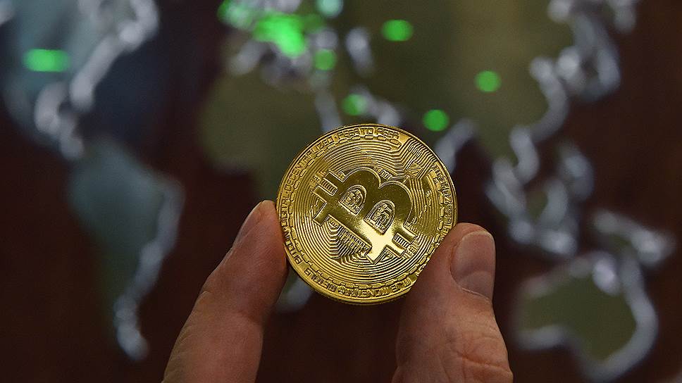 Курс биткоина достиг годового максимума   