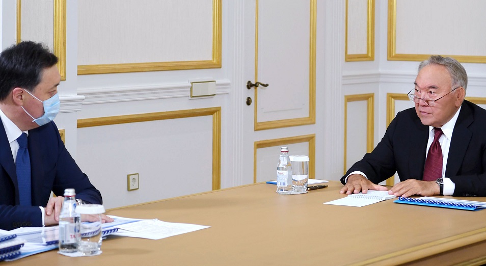 Председатель Совбеза встретился с Премьер-Министром Аскаром Маминым