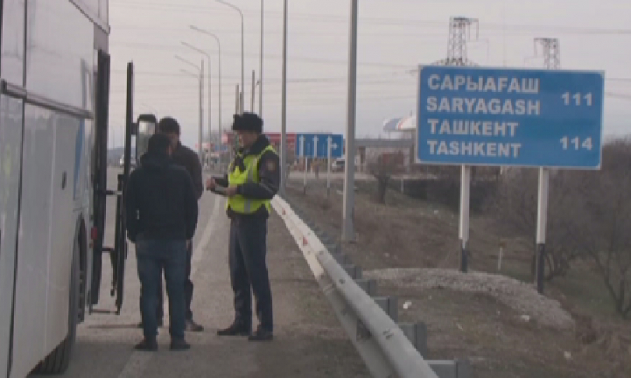 В  Шымкенте за сутки выявили 250 нарушений ПДД водителями автобусов    