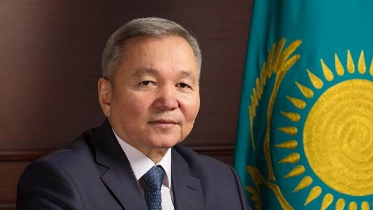 Досье: Надырбаев Акбатыр Алуадинович 