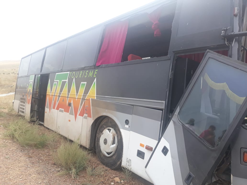 Автобус со школьниками съехал в кювет в Алматинской области