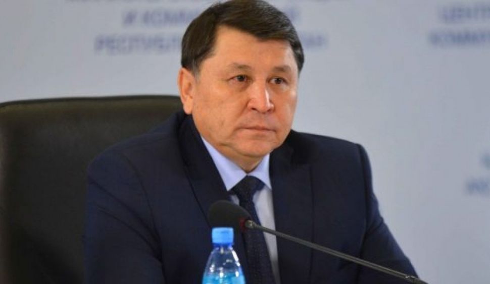 Жандарбек Бекшин жаңа қаулыға қол қойды  