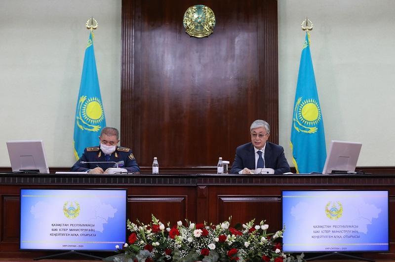 Полиция, әсіресе, өңірлерде халықпен ашық диалог жүргізуі керек – Президент 
