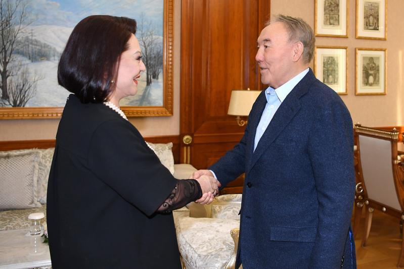 Елбасы «Алматыкітап» баспасының басшысын қабылдады  