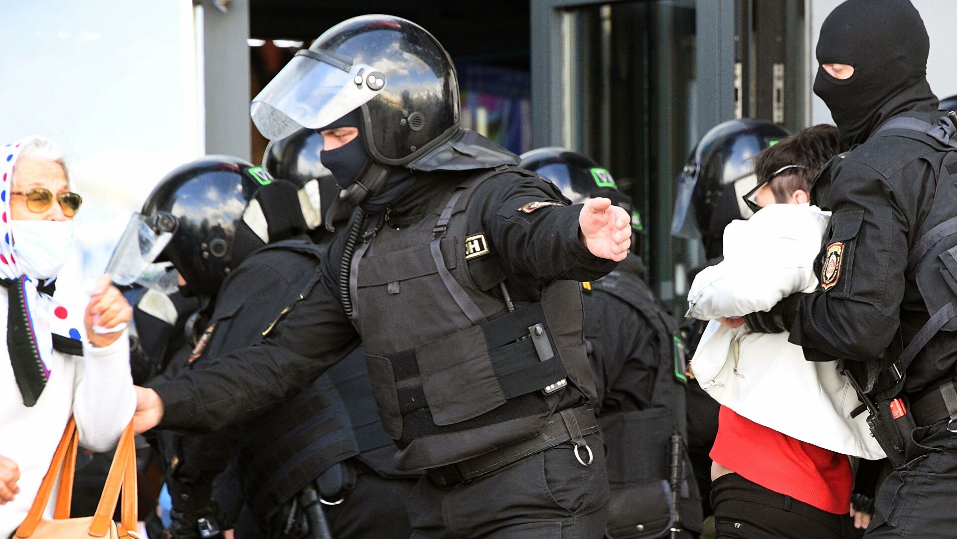Задержания начались в Минске, где проходит очередная акция оппозиции