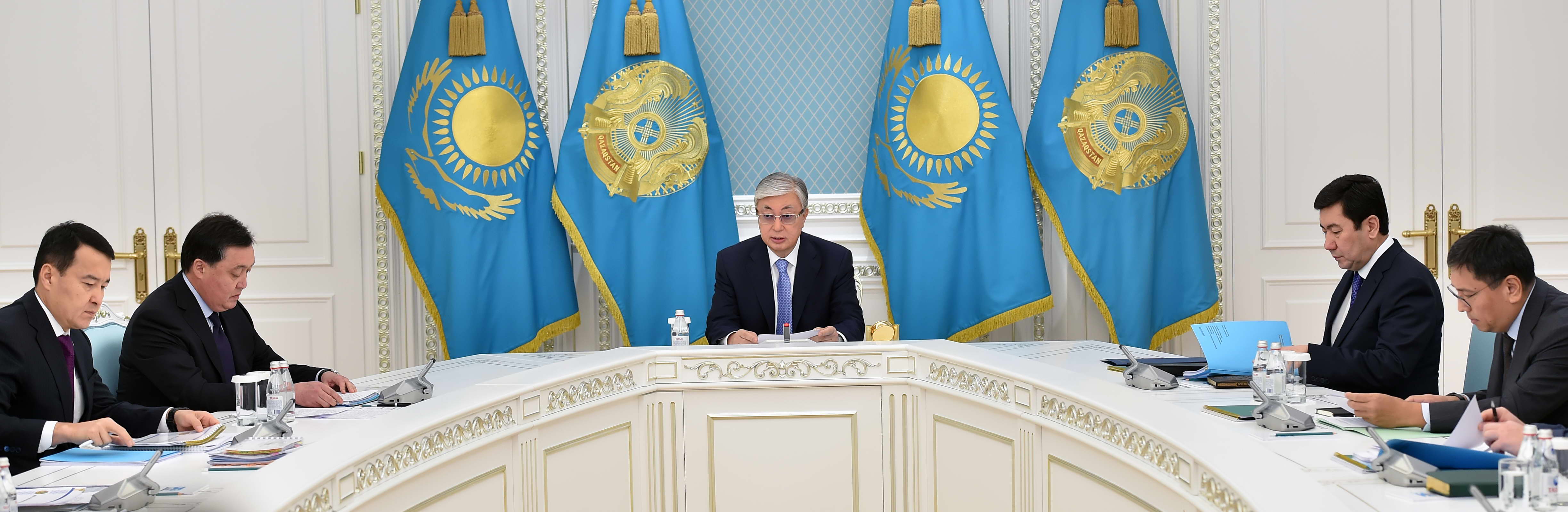 Касым-Жомарт Токаев: Нацбанку надо срочно вносить коррективы в проводимую политику