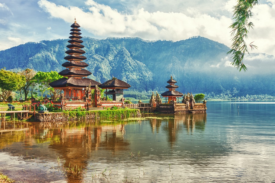 Индонезия ужесточает правила въезда в страну для иностранцев  