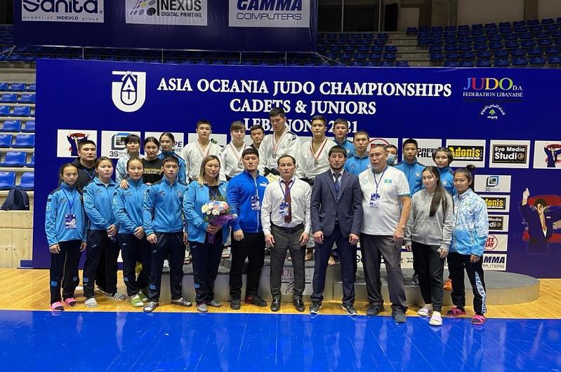 Дзюдодан Азия чемпионатында Қазақстан құрамасы 4 күміс еншіледі  