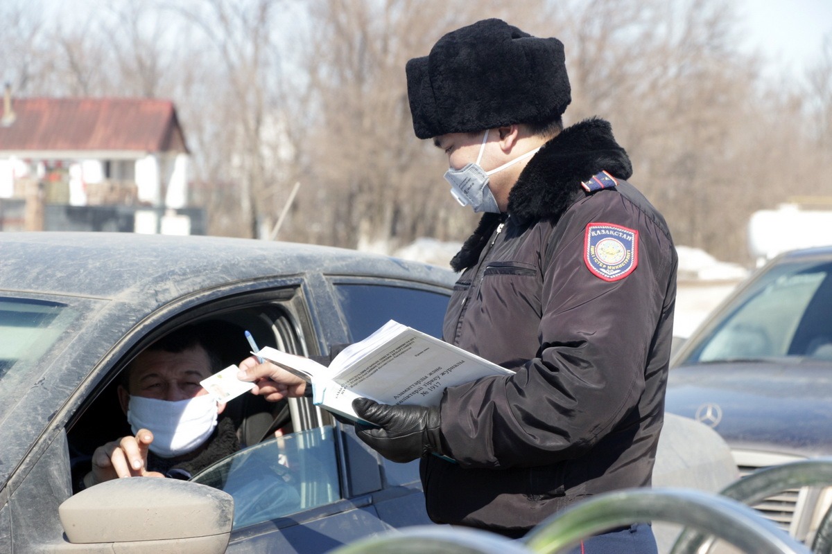 Блок-бекеттерден полицияға пара беріп өту мүмкін емес  