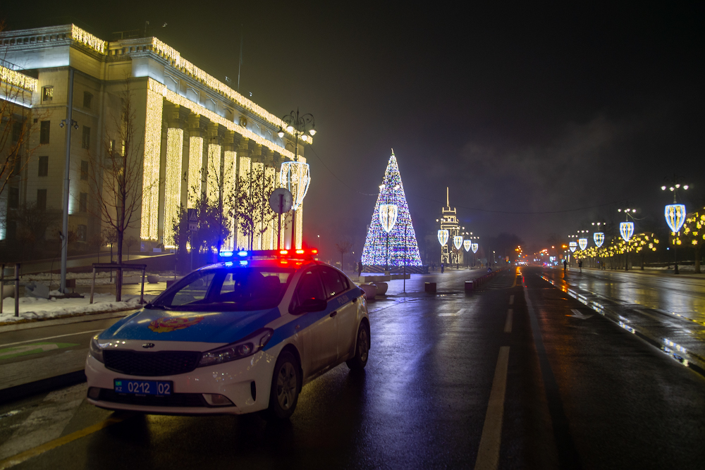 Новогоднее украшение Алматы стало намного «скромнее»