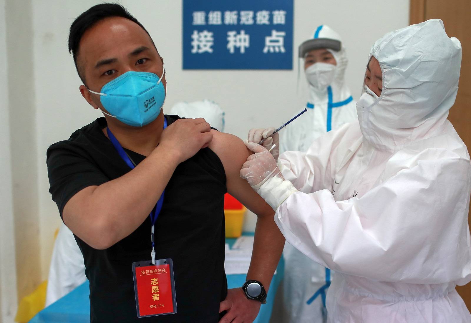 Китай наращивает темпы вакцинации населения 