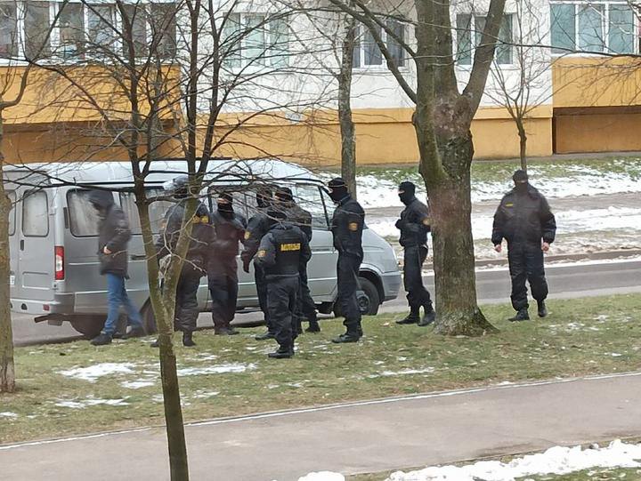 В Минске в ходе локальных акций протеста проходят отдельные задержания
