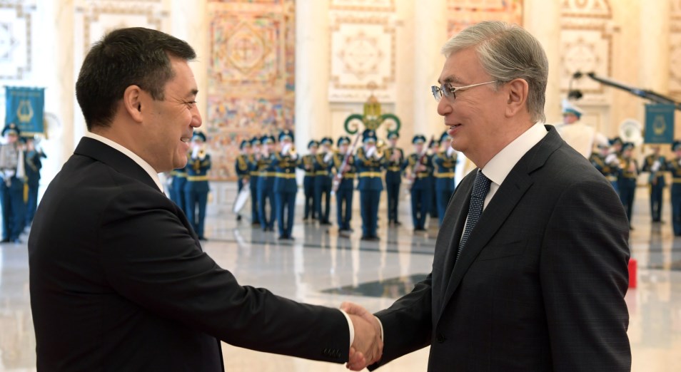 Мемлекет басшысы Қырғызстан Президентімен шағын құрамда келіссөздер өткізді 