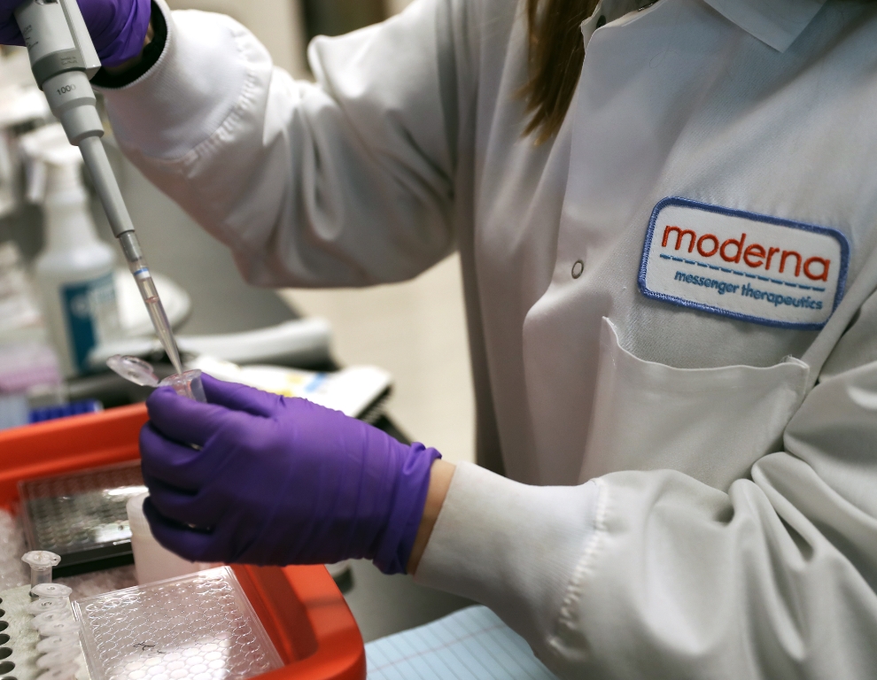 Moderna готова поставить в текущем году до 1 млрд доз вакцины от COVID-19