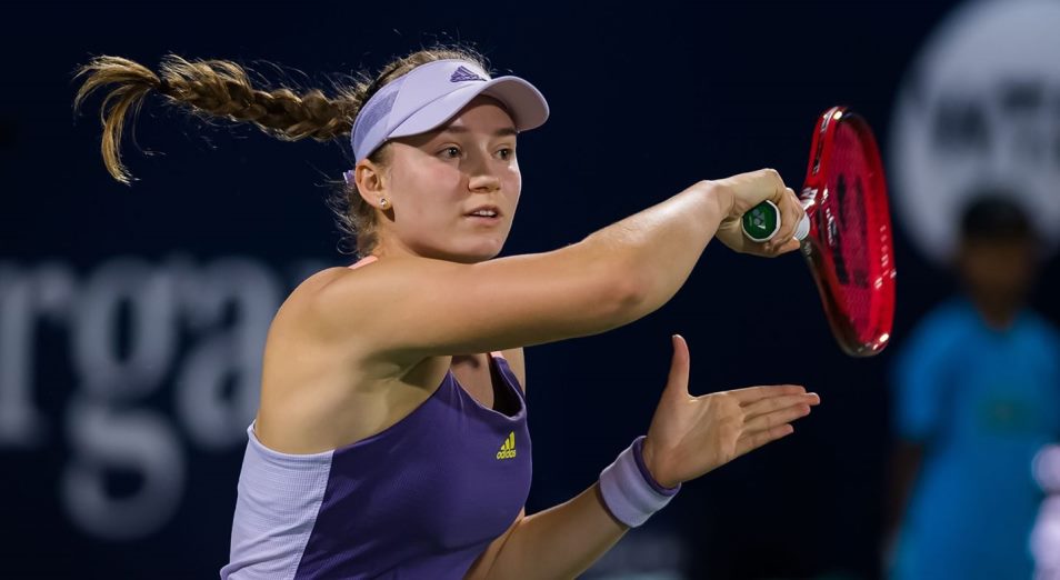 Рыбакина зачехлилась на Abu Dhabi WTA Women's Tennis Open