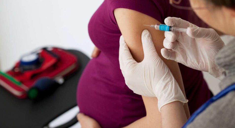 Коронавирус в РК: детей, беременных и кормящих включат в антиковидную вакцинацию