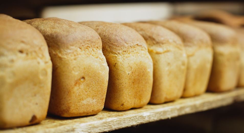 Спекуляция на хлебе: к чему привело ограничение на продажу социальных буханок?