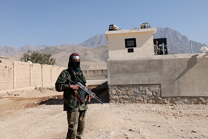 «Талибан» Ауғанстанда шетел валютасын пайдалануға тыйым салды