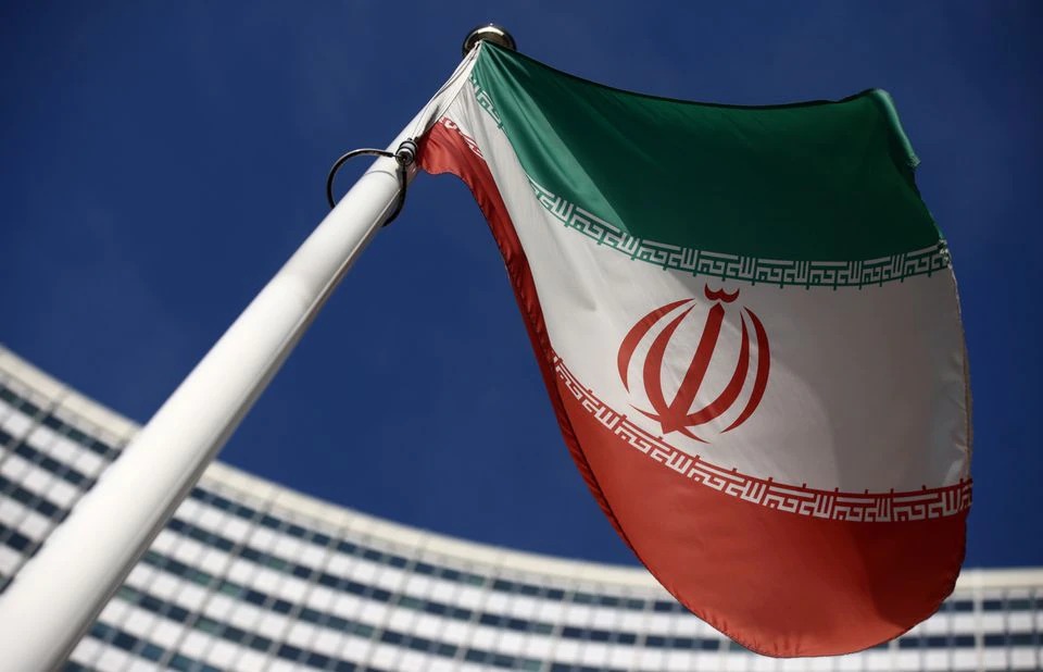 АҚШ Иранға қарсы санкциялардың бір бөлігін тоқтатуға дайын