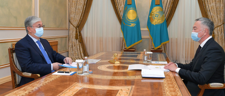 Касым-Жомарту Токаеву доложили об антимонопольном расследовании в отношении "Богатырь Комир", Air Astana и SCAT