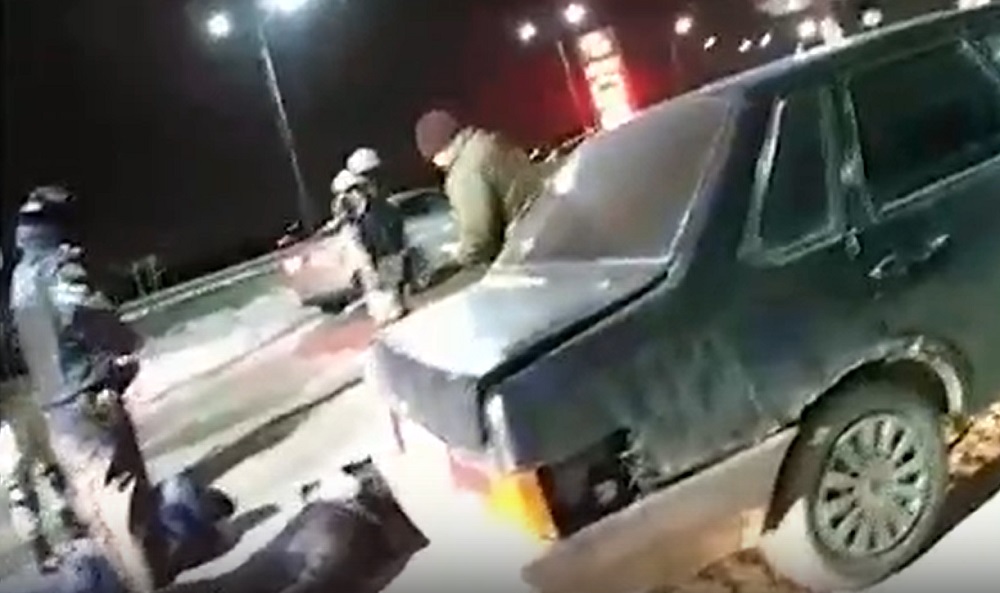 Спецназ обезвредил двух вооруженных молодых людей в Актобе