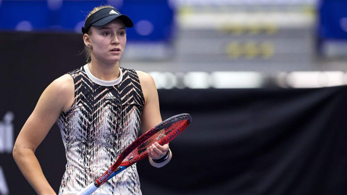 Елена Рыбакина немного не дотянула до финала теннисного турнира в Чикаго