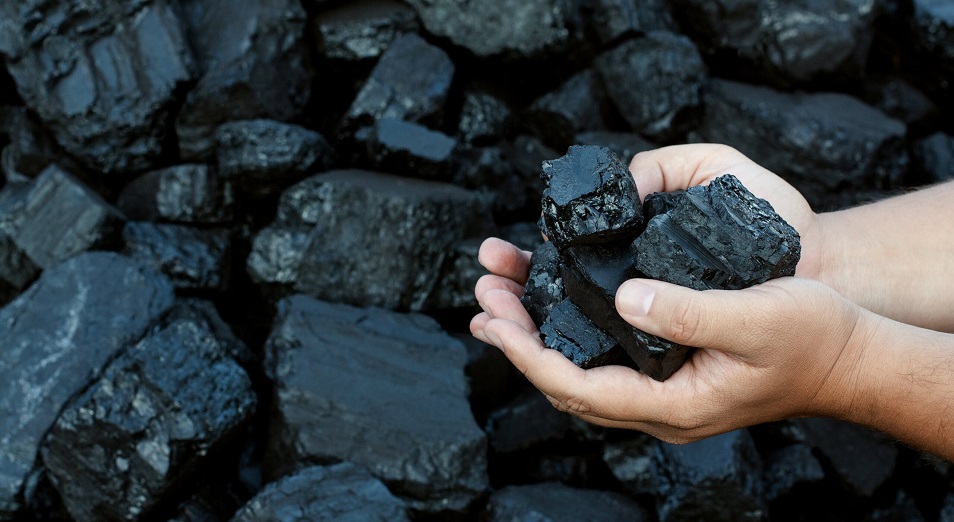 Мажилисмены подняли вопрос о проблемах отечественного угля