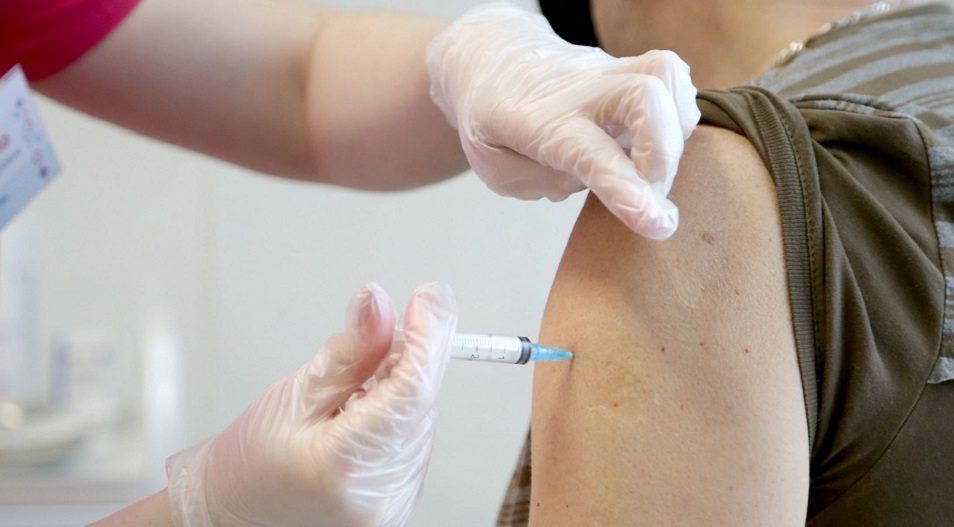 В Казахстане наметился прогресс в готовности людей к вакцинации против коронавируса