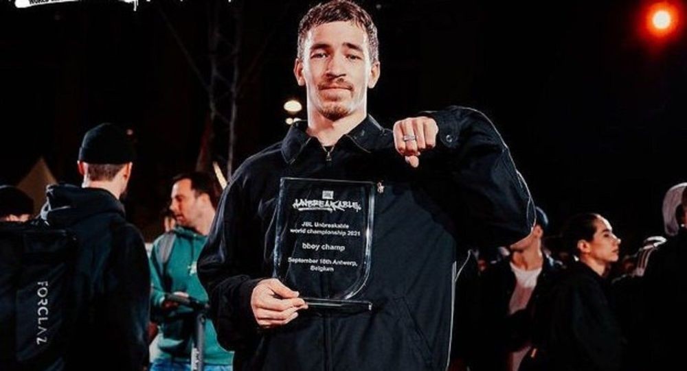 Казахстанец впервые стал победителем мирового чемпионата по брейкингу