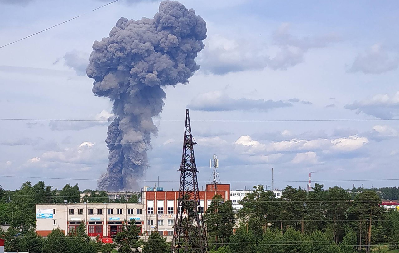 Взрыв произошел на заводе в Нижегородской области 