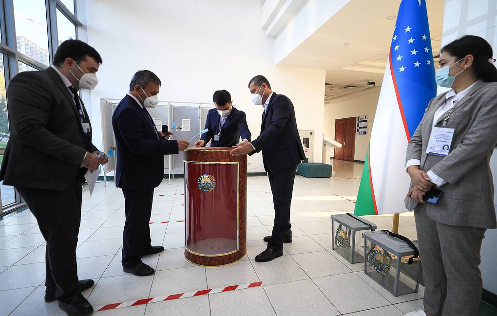 На выборах президента Узбекистана могут проголосовать 21,25 млн человек