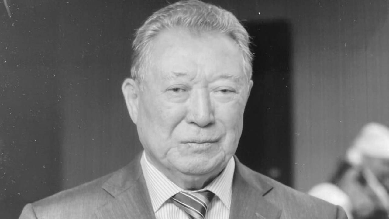 В возрасте 84 лет ушел из жизни отец Аскара Мамина