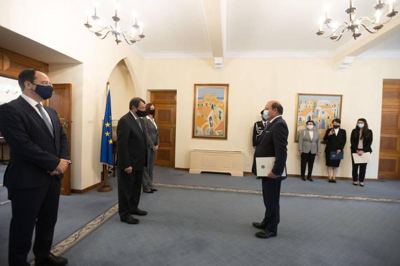 Посол Казахстана вручил верительные грамоты президенту Кипра