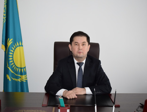 Подвыпивший чиновник раскатывал за рулем по Кокшетау 