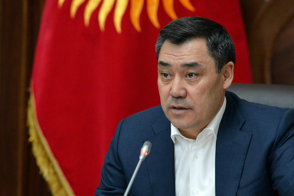 Президент Кыргызстана: Запасов продовольствия хватит только на 90 дней