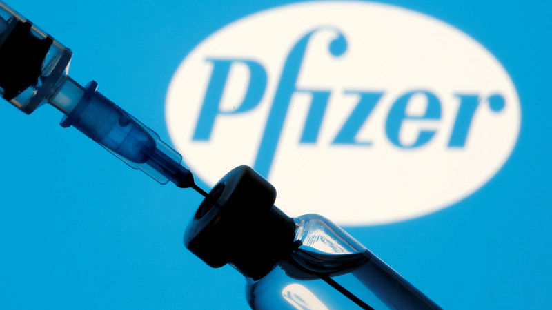 В Pfizer признали слабость их вакцины против "Омикрона"