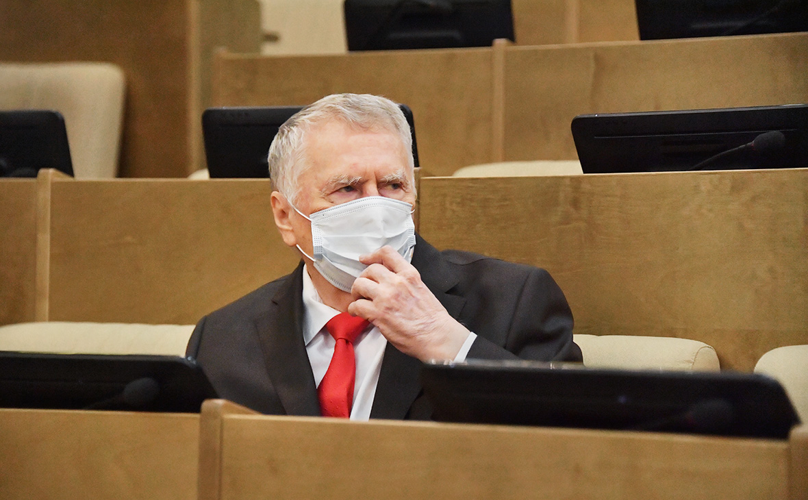 Жириновский шесть раз привился от коронавируса
