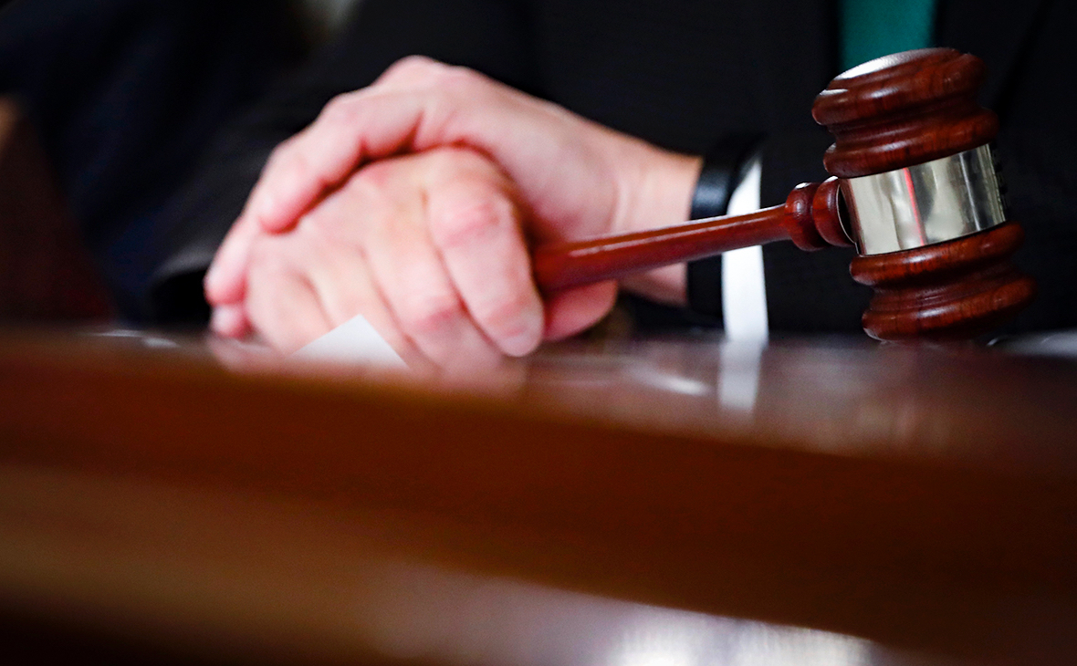 Вместо штрафа в 50 млн тенге мошенник получил 3 года ограничения свободы
