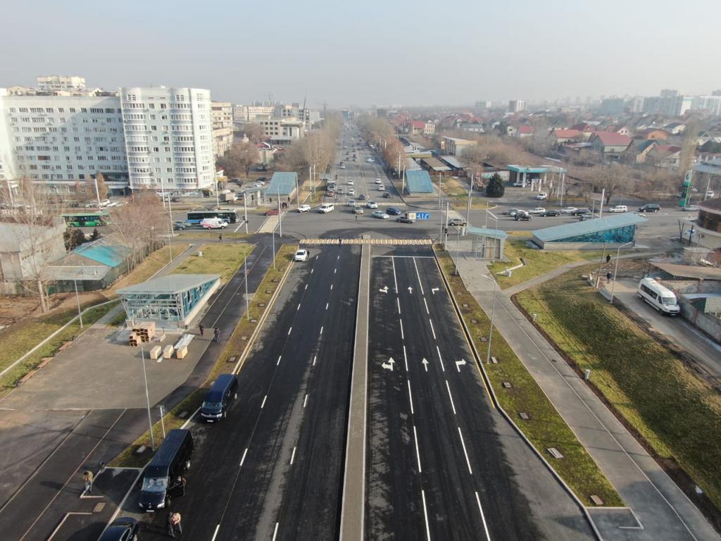 В Алматы пробили проспект Абая